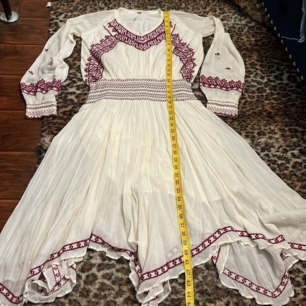 Free People Off White Embroidered Design Boho Feminine Dress Cottagecore - Picture 7 of 12